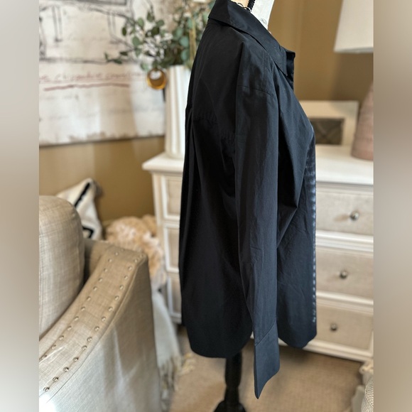 💵 NWT | Banana Republic | The Oversized Shirt in Black - Picture 7 of 13